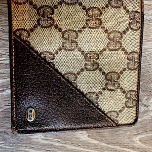 Gucci wallet